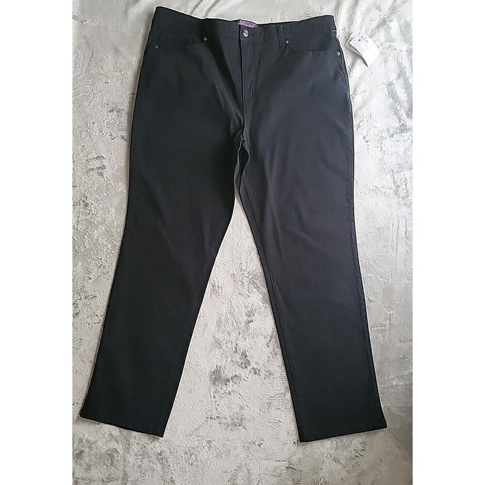Gloria Vanderbilt  PantsWomen's Aman 2.0   Size 16 Short Black  Slim Stretch NWT